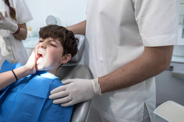 Best Emergency Dental Services for Seniors in Stevensville, MI